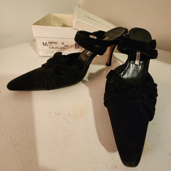 Manolo Blahnik Black Suede Mules 9.5/ 39.5 EUR - Picture 3 of 11